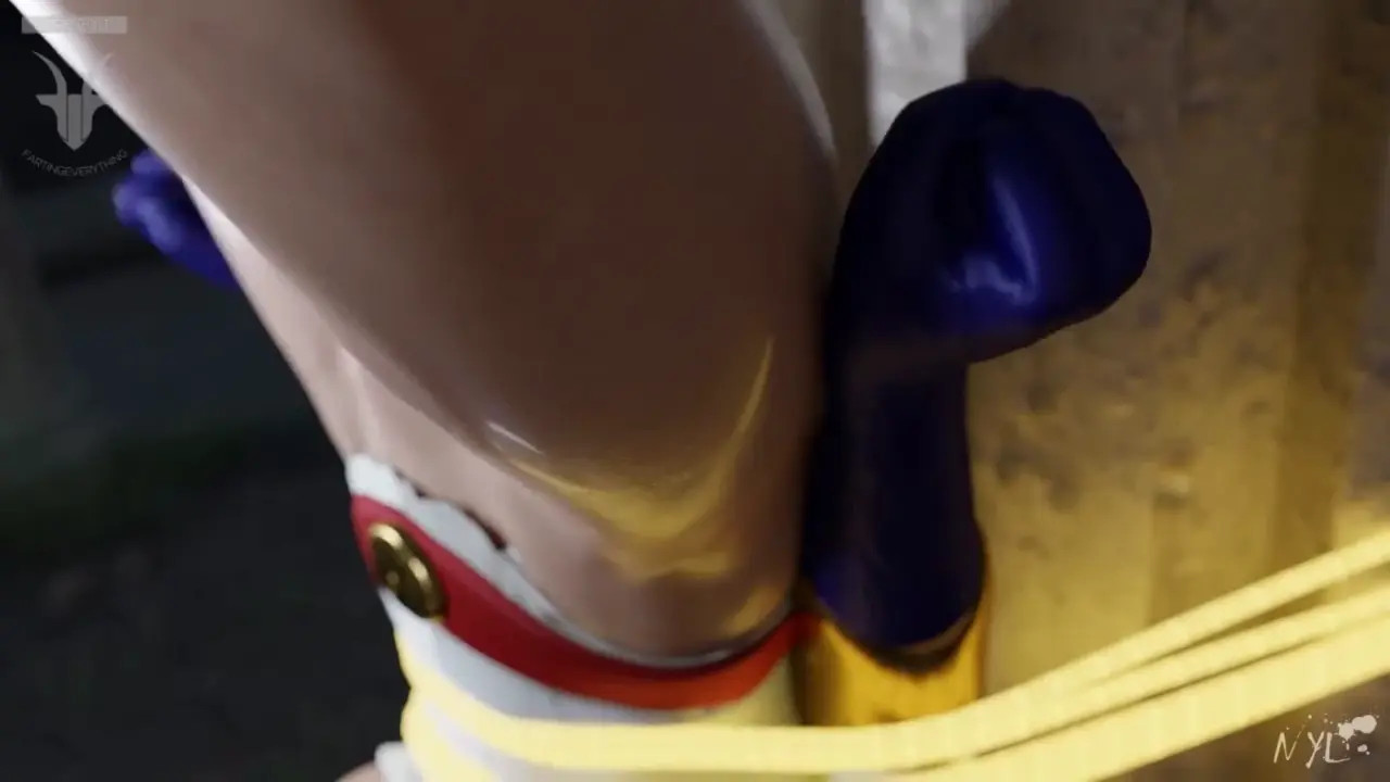 [Fart Warning] Wonder Woman & Super Girl