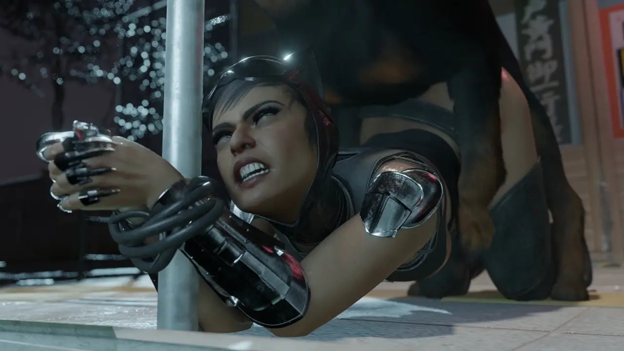 Catwoman traped