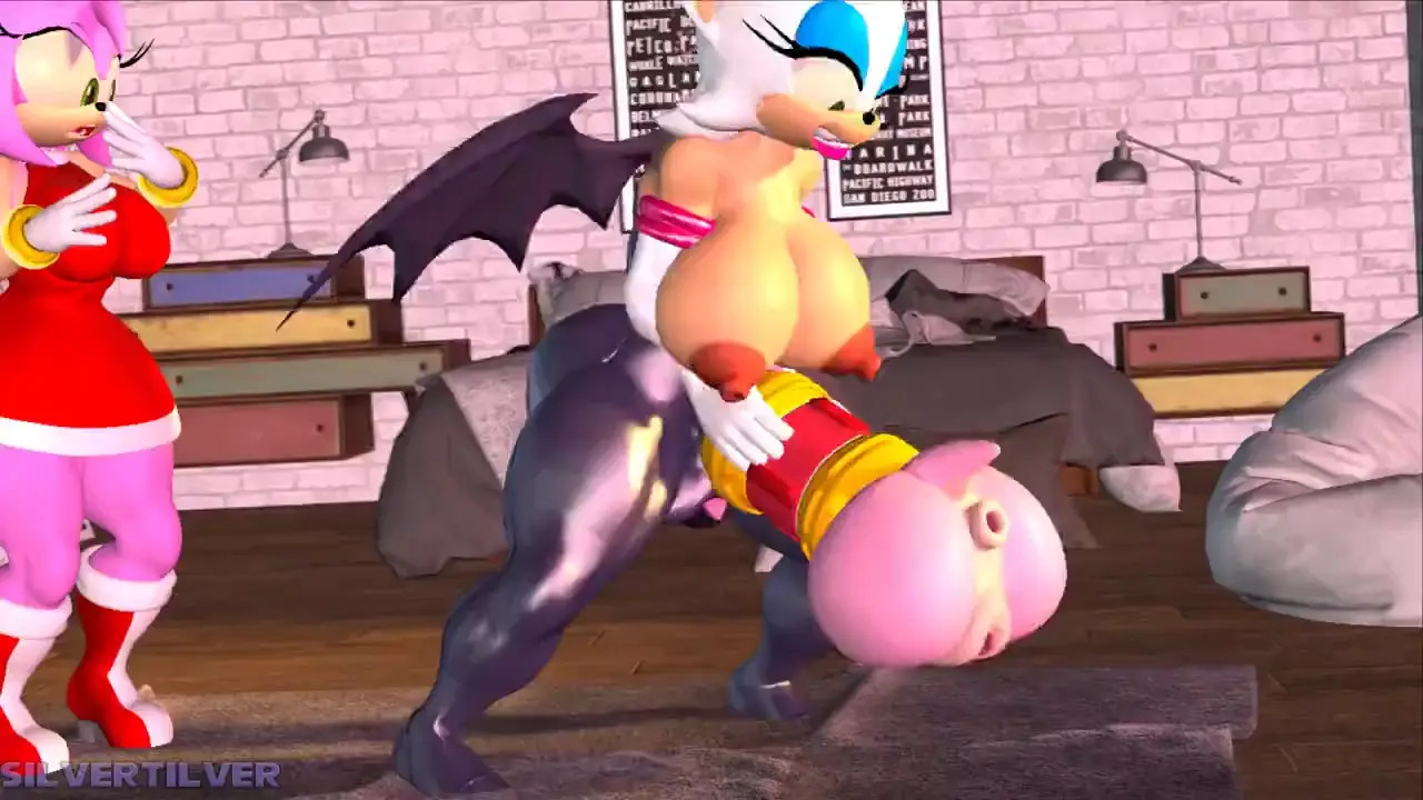 Rouge Using An Amy Toy