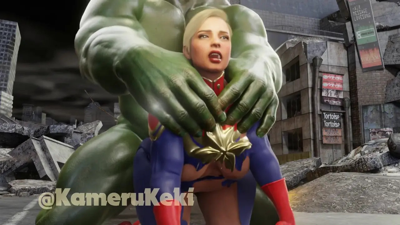 Hulk gives Captain Marvel Backshots