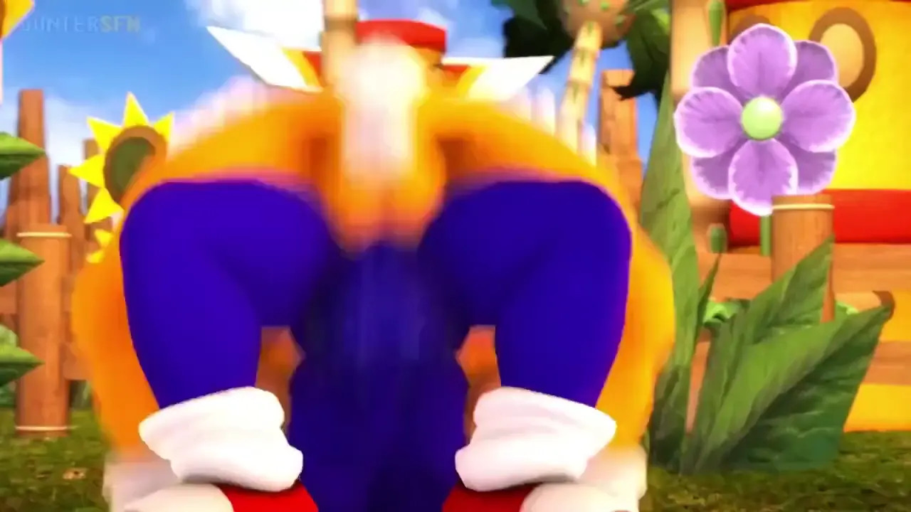Sonic pounding on Tails (Sound)