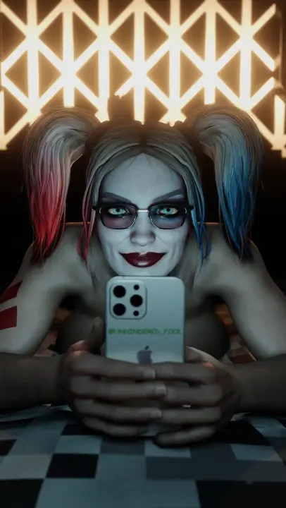 harley quinn on the phone [the unhindered fool]