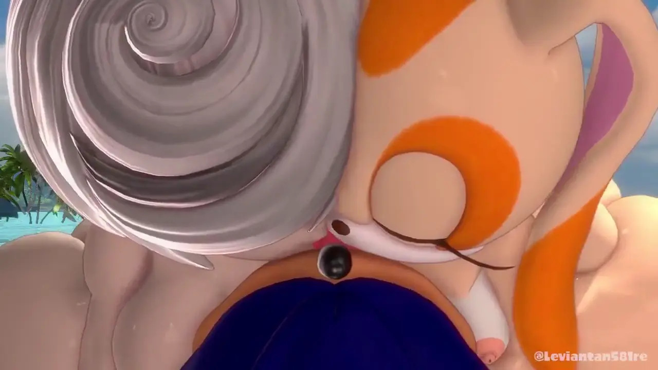 Sage and Cream enjoying Beach with Sonic