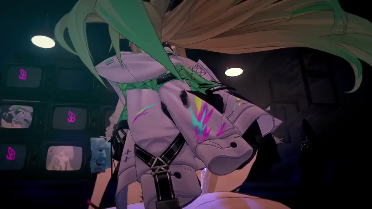 Lynae Is Sitting On Top Of Me