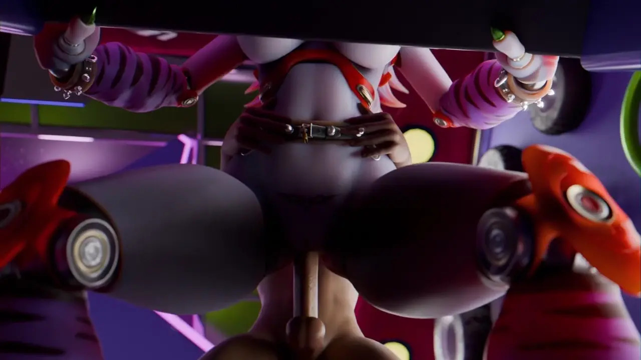 Roxanne Wolf X Human