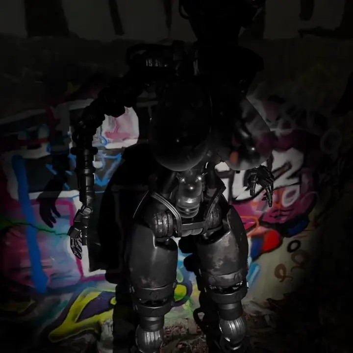 Extractor In An Alley