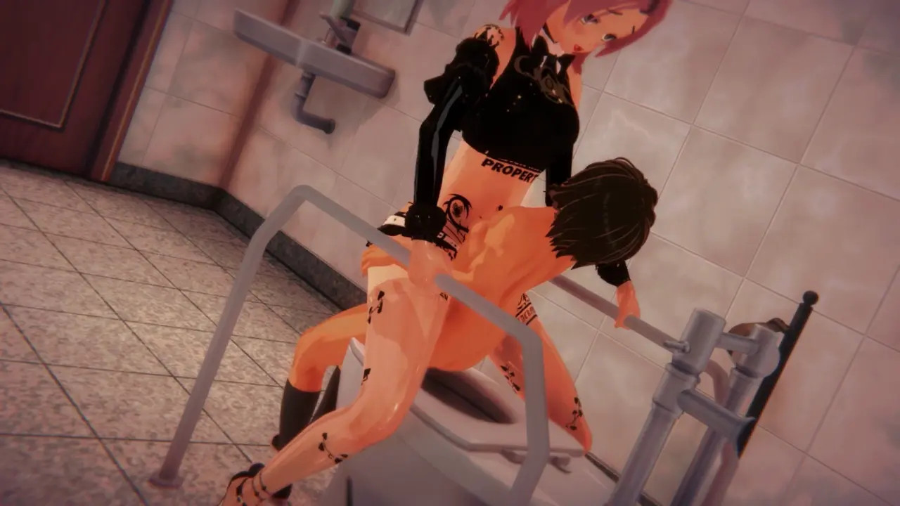 Ex girlfriend goes to the club and fucks in the toilet