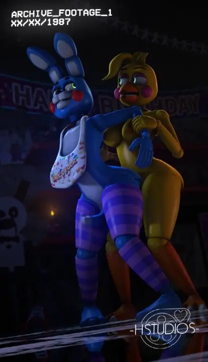 Toy Chica fucks Toy Bonnie