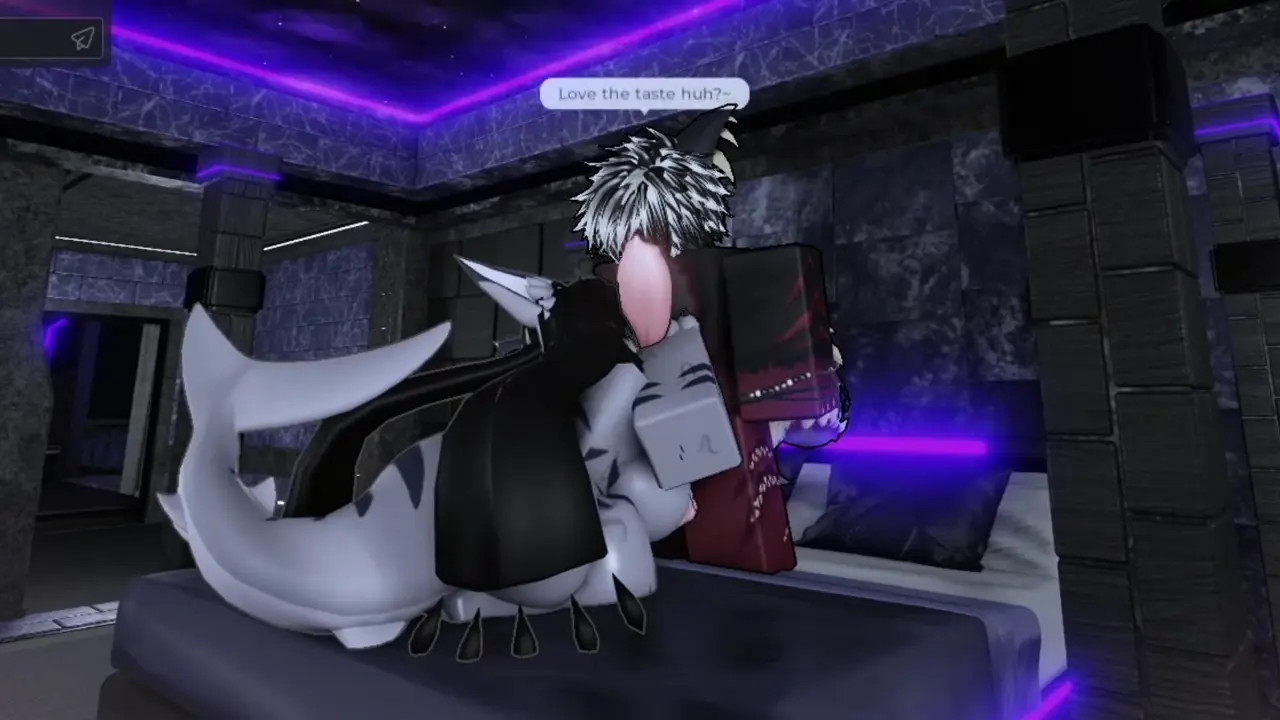 Having rough sex with a shark fan in Roblox~