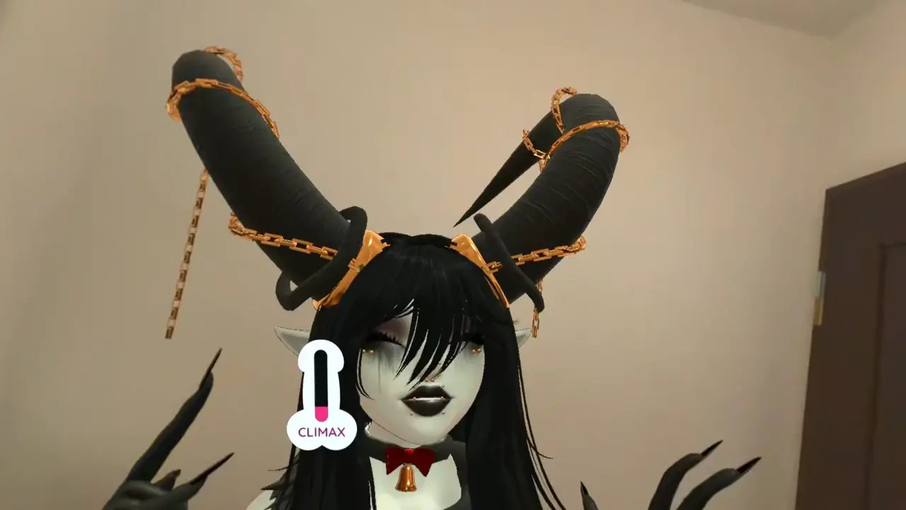 She is a hot thick devil ;)