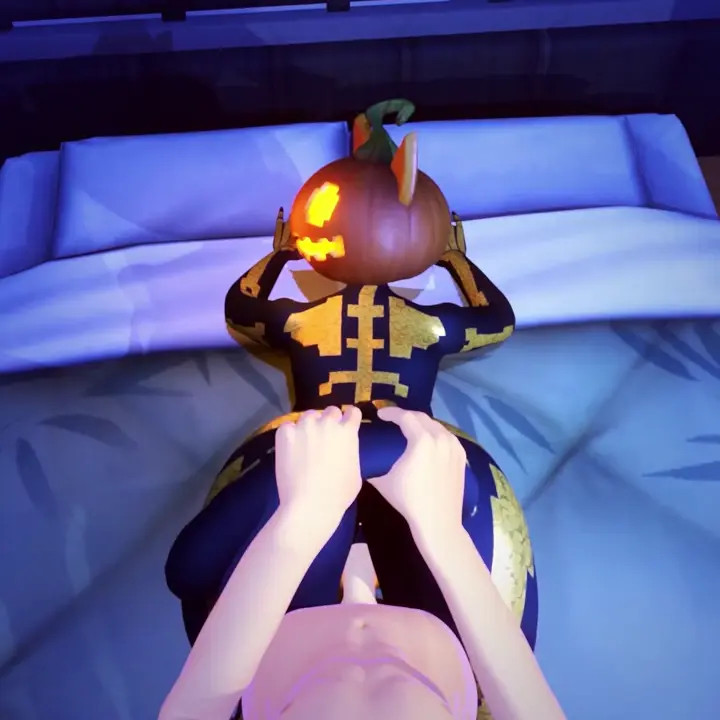 Spice taking a BWC on bed
