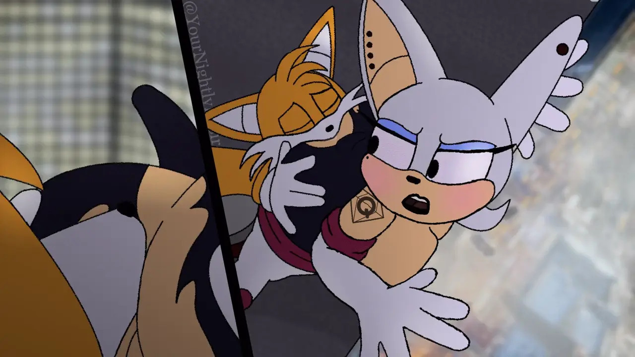 Tails Rimming Rouge