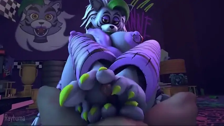 Roxanne Footjob