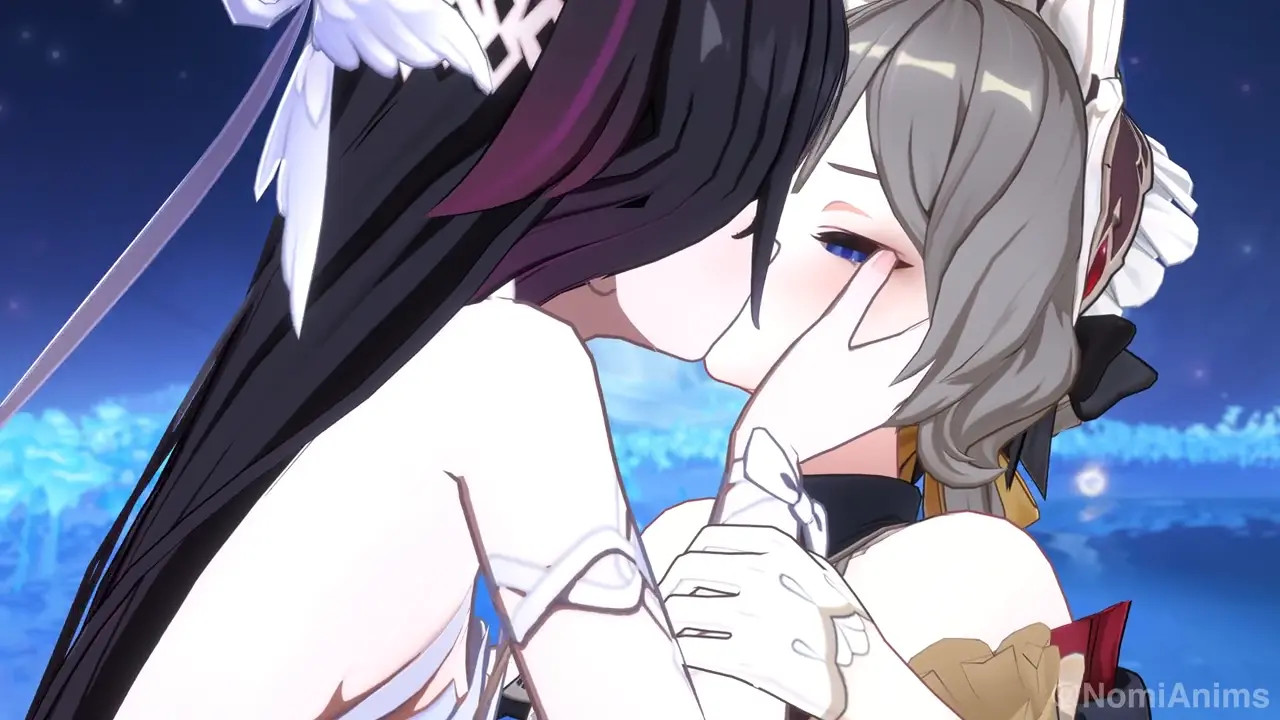Columbina kissing Sandrone