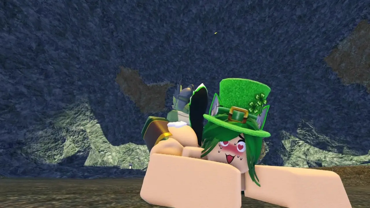 Whorblox  Eat the lucky bitch!