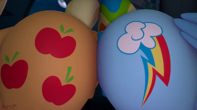 Ponut Kiss ~ Applejack x Pinkie Pie