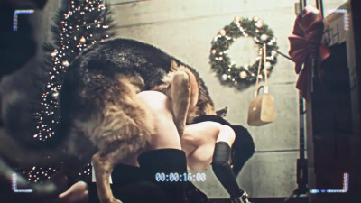 Tifa Lockhart gets naughty with Dog while cloud helps and watches