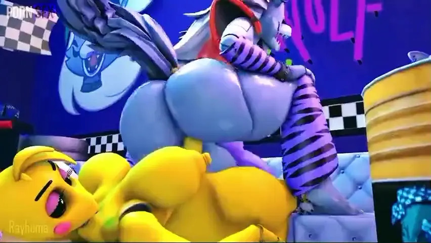 Roxanne wolf riding futa toy chica cock