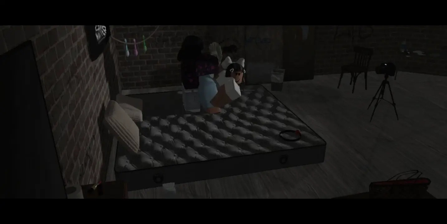 Slutting out my big booty shawty on Camera
