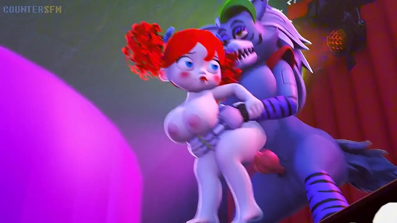 Roxanne pounding Poppy