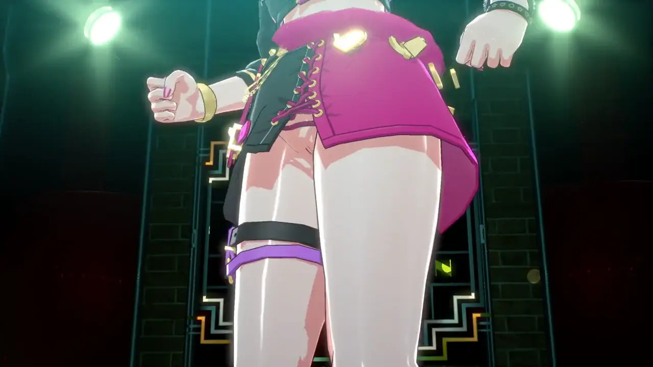 Plump Kaho's no-panties, no-bra live performance