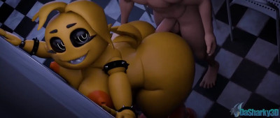 Toy chica takes cock on break