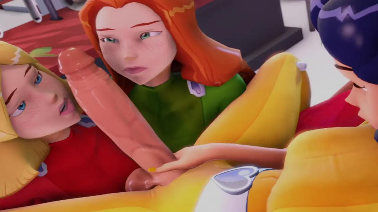 Totally Spies 1 Futa on 2 Females Threesome