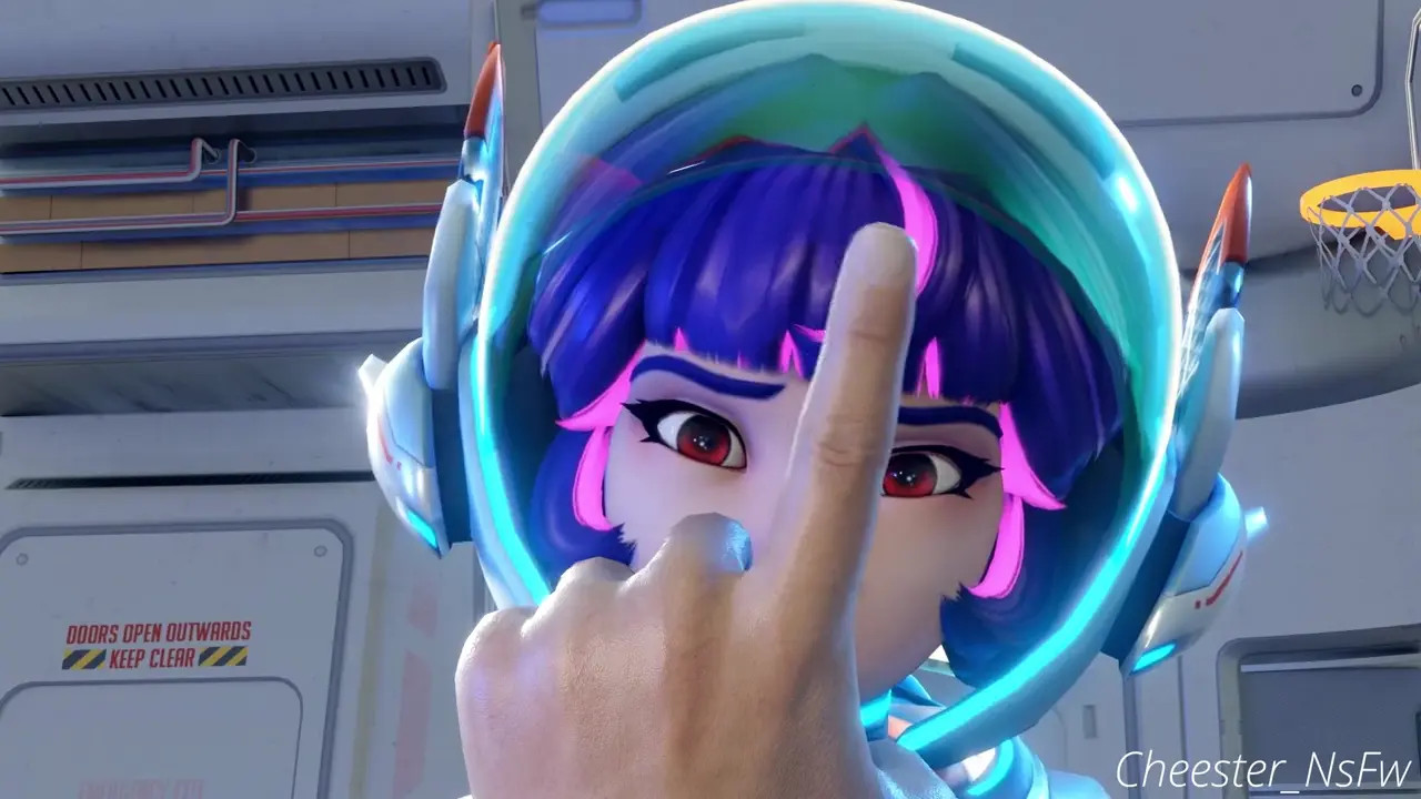 Juno squirts with just the fingers, size isn't everything, right version 2