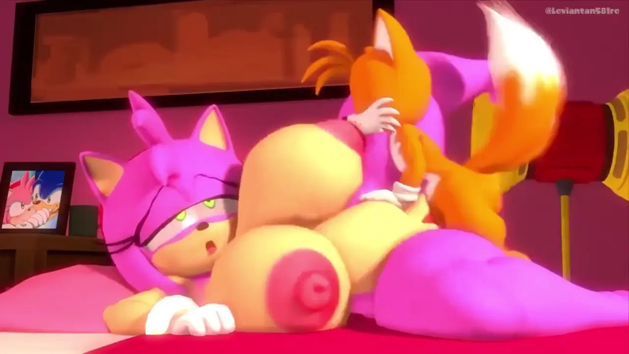 Tails in the Heat