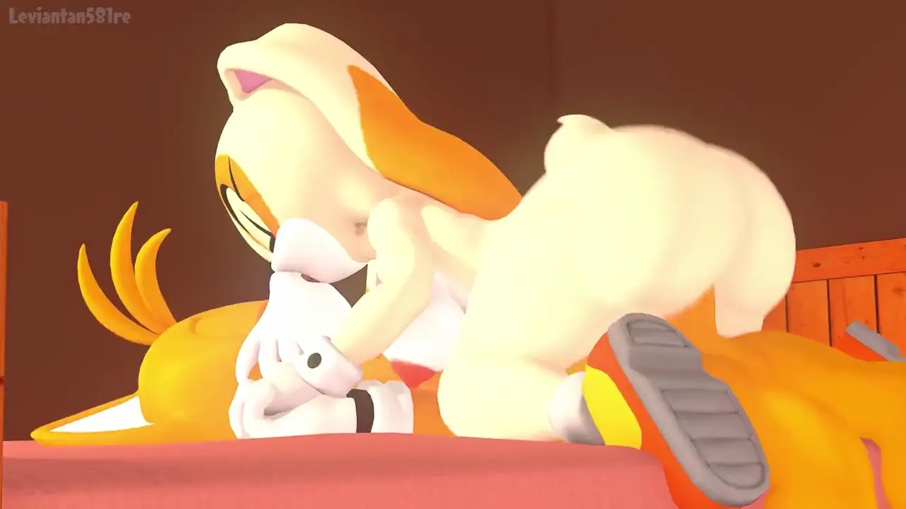 Cream Riding Tails