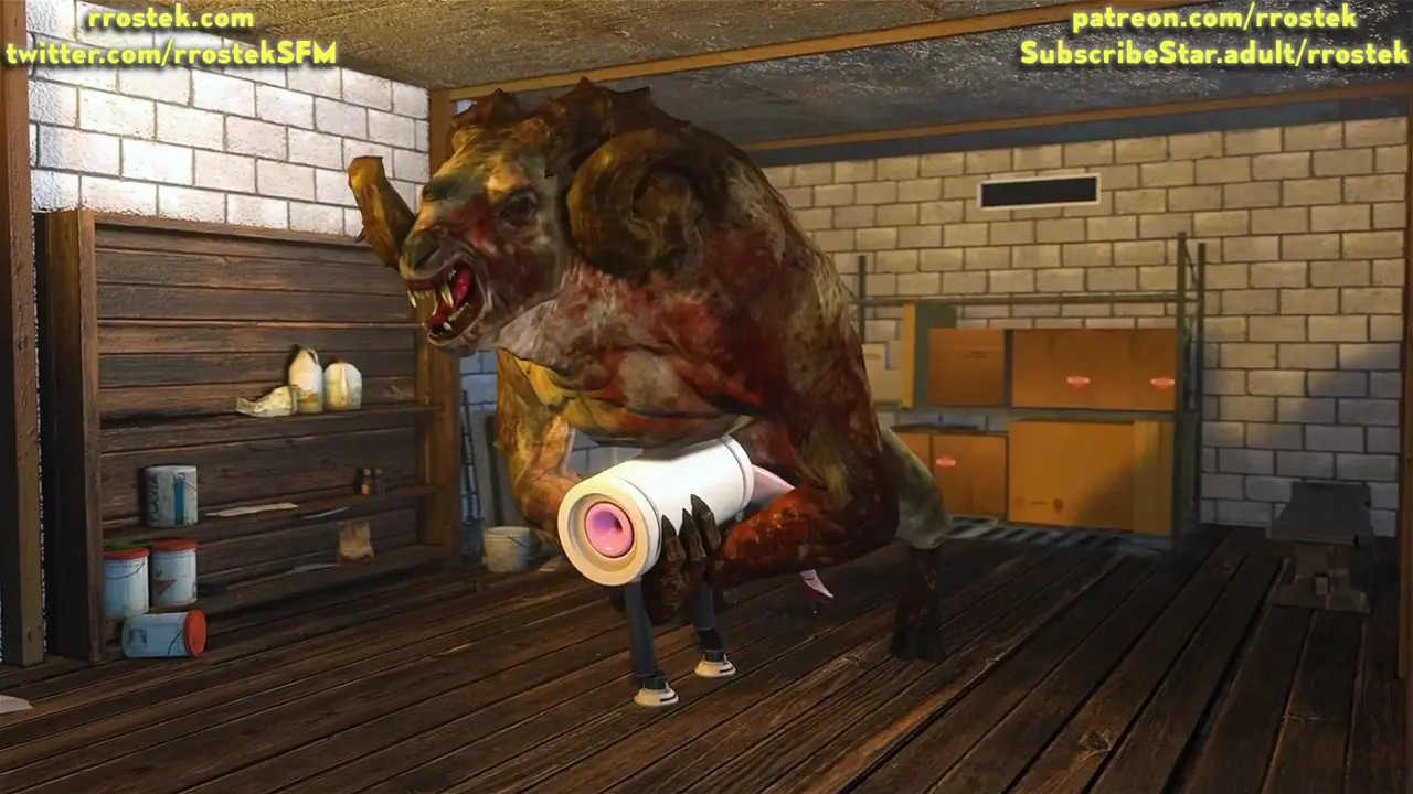 Scarlet got stuck in the breeding mount