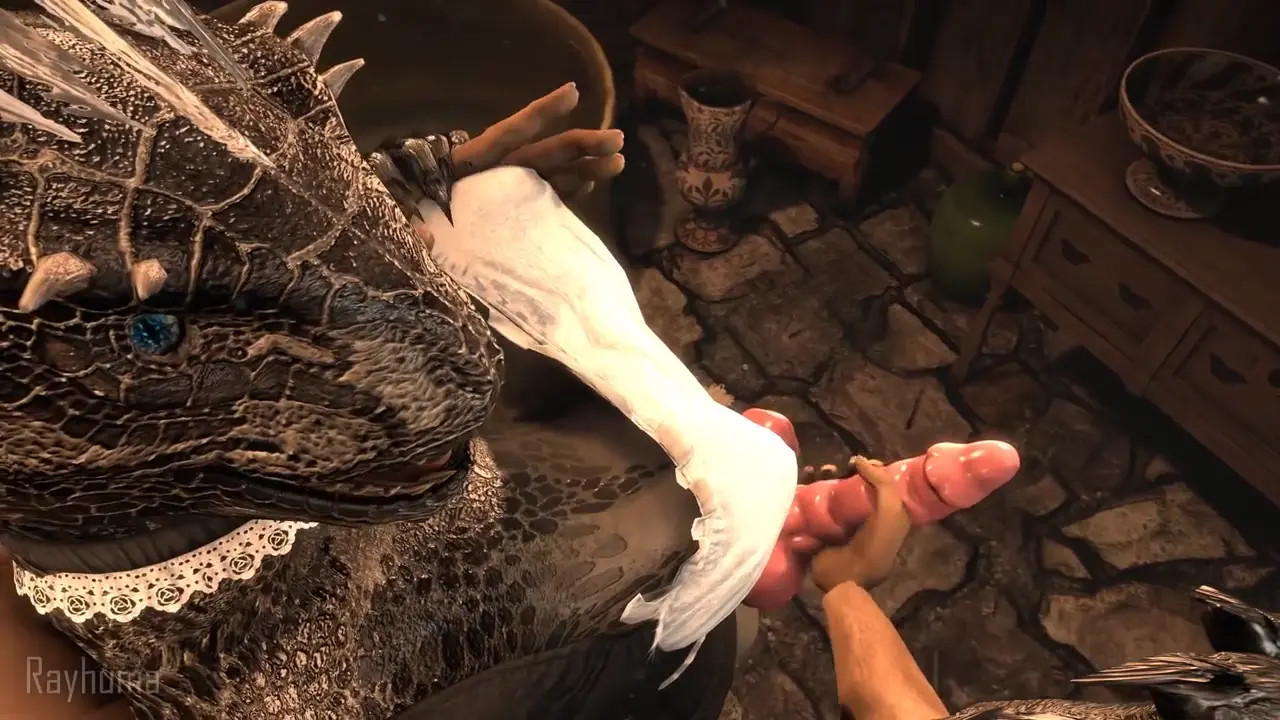 Argonian maid services her master
