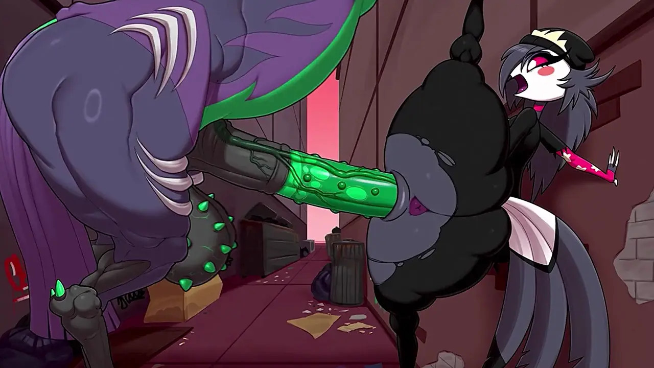 Octavia and a loose Horse