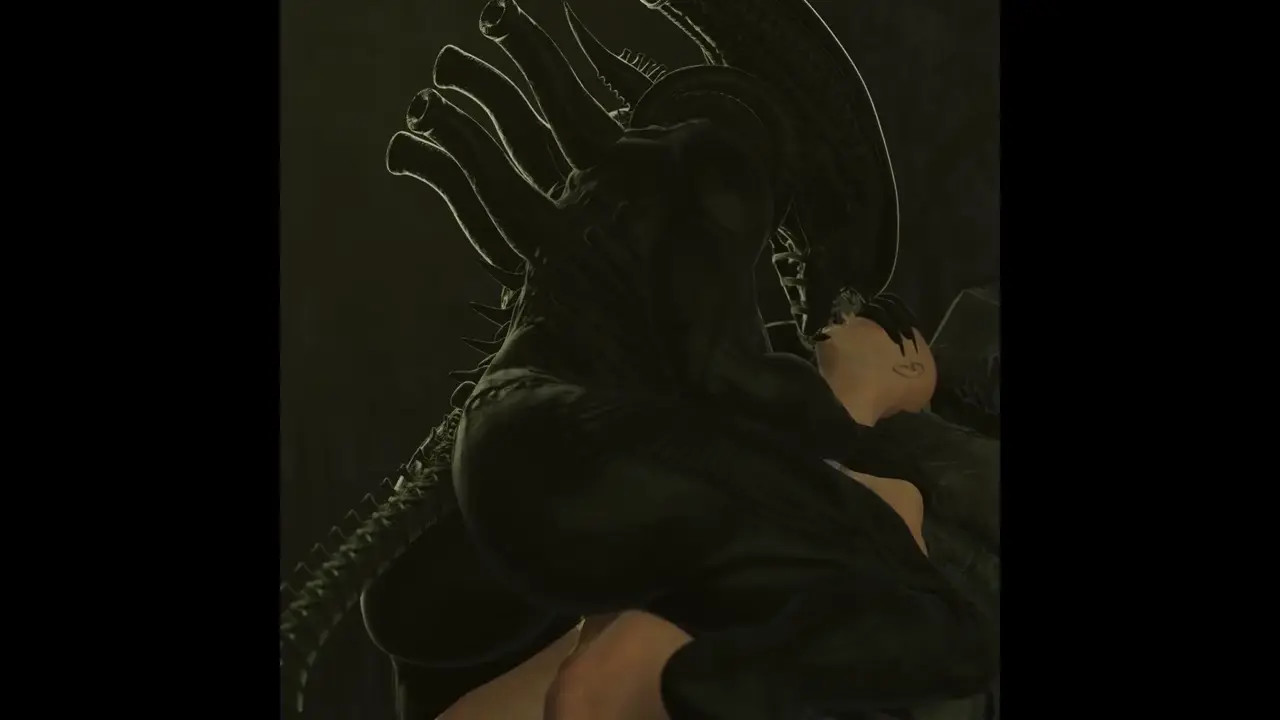 Dominant Female Xenomorph