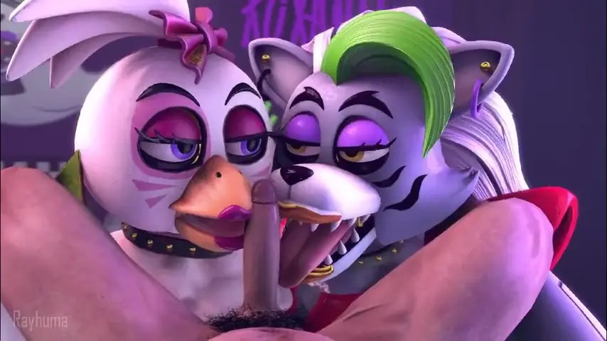 Chica and roxane
